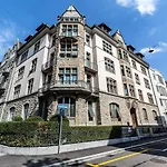 Charming Flat Near Lake - Fb7