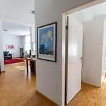 Apartment Charming Flat Near - Fb7 Zurich