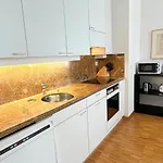 Charming Flat Near - Fb7 Apartment
