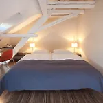 Altstadt Hotel 3*
