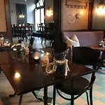 Montana Hotel