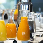 Fred Leonhardstrasse - Mobile Check-in Hotel 3*