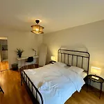 Apartment Chic Comfort In A Prime Location Zurich