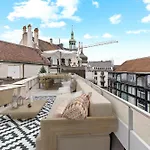 Bahnhofstrasse Designer Penthouse Private Rooftop * Zurich