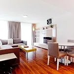 Premium Apartments By Livingdowntown