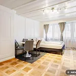 City Center Apt With Ac In Zurich Old Town