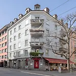 Swiss Star Longstreet - Self Check-In