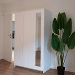 The Line Apartment In Zurich Oerlikon