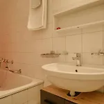 Stilvolles Apartment Im Zuercher Trendquartier