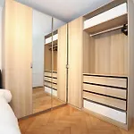 Steps From Sihlcity Free Parking Dining And Transit Apartment *