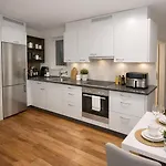 4-Bed Apartment Central Zurich