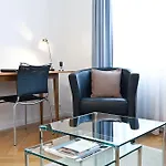 Jenatsch Apartment