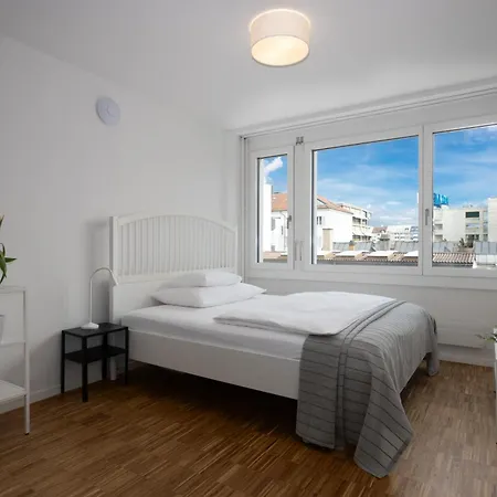 - Business Albisriederplatz *