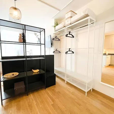 Comfortable Apt+wifi+smarttv+netflix+rooftop Zurich