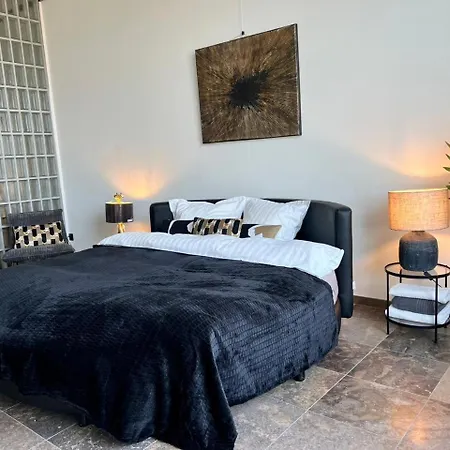 Apartment Penthouse Paradise Stunning City Views *