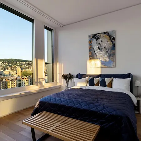 Apartment Large Luxury Business Penthouse Near Main Station Zurich