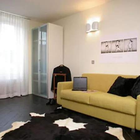 Visionapartments Hardstrasse - Self Check-in Zurich