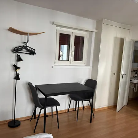 Comfortable In Great Location Apartment