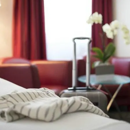 Glockenhof Hotel 4*