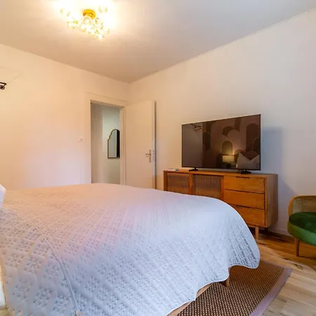 Retro Suite - Zuerich City Apartment *