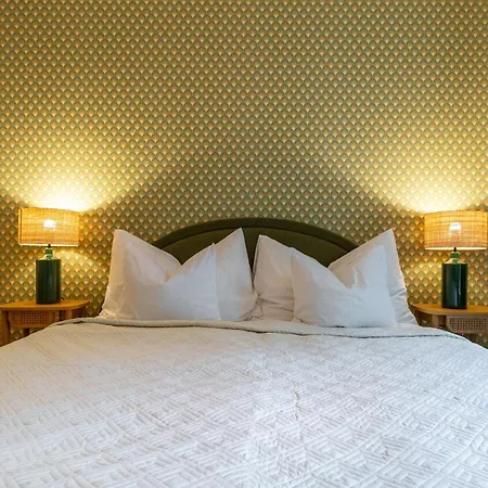 Retro Suite - Zuerich City