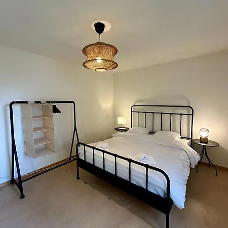 Apartment With Balcony, 26 Min To Center