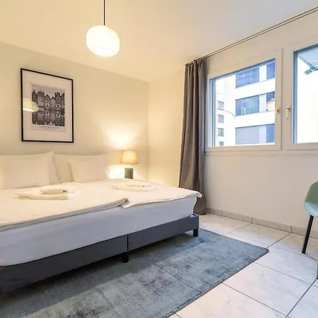 Level Suite - Seebach Apartment