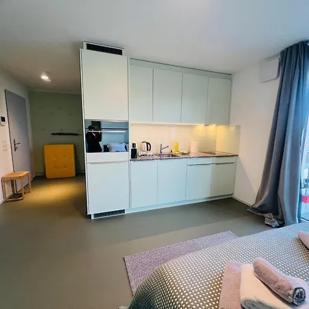 Modern Living, Luxe Zurich
