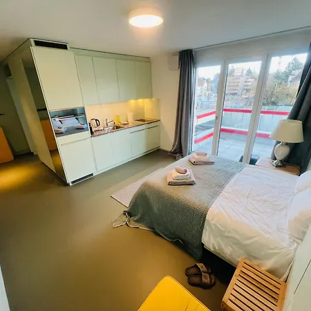 Modern Living, Luxe *