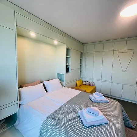 Modern Living, Luxe * Zurich