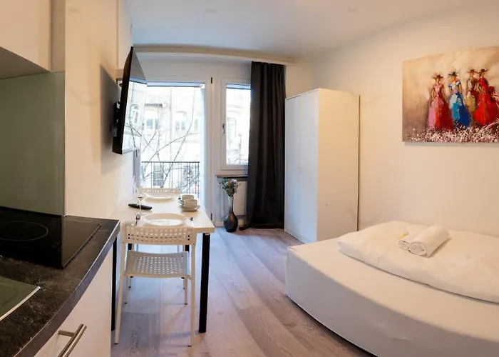 Cozy Urban Studio In The City Be-17