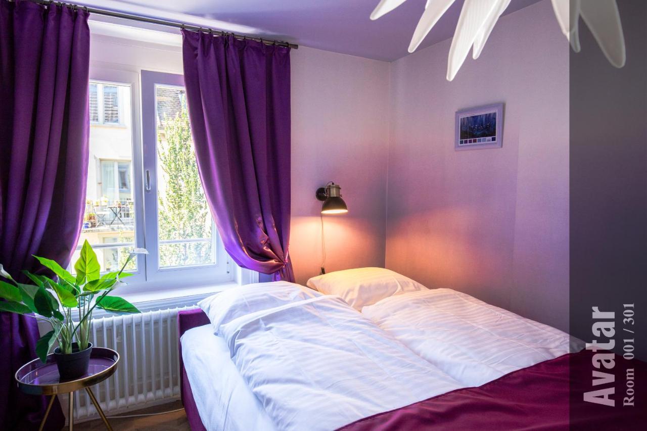 The Henry Self Check-in Aparthotel