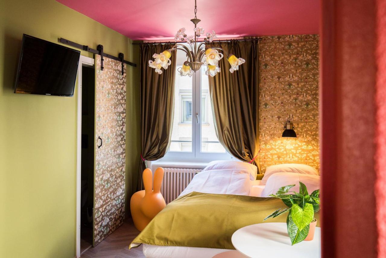 The Henry Self Check-in Aparthotel