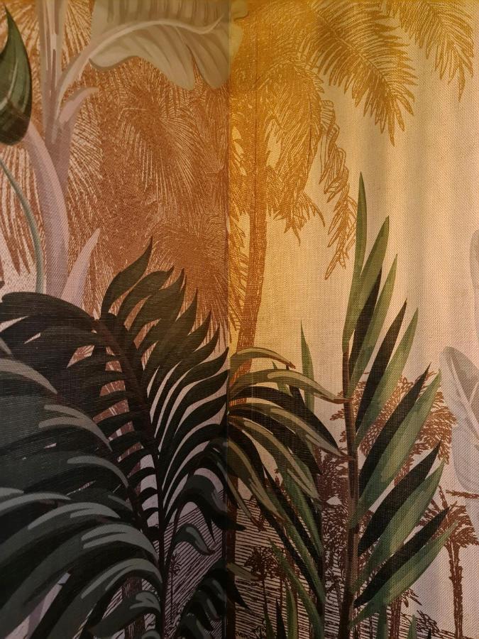 The Henry Self Check-in