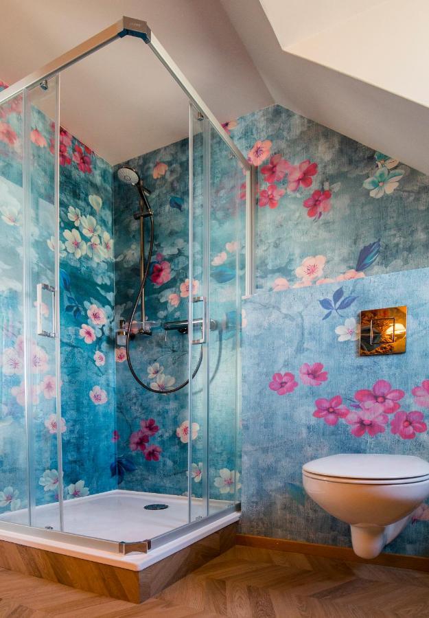 The Henry Self Check-in Zurich