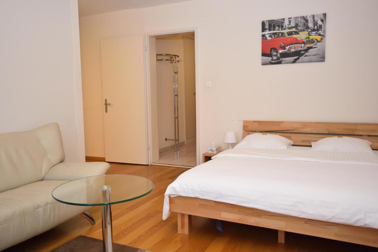 Apartment In The Center - Vineyard 11