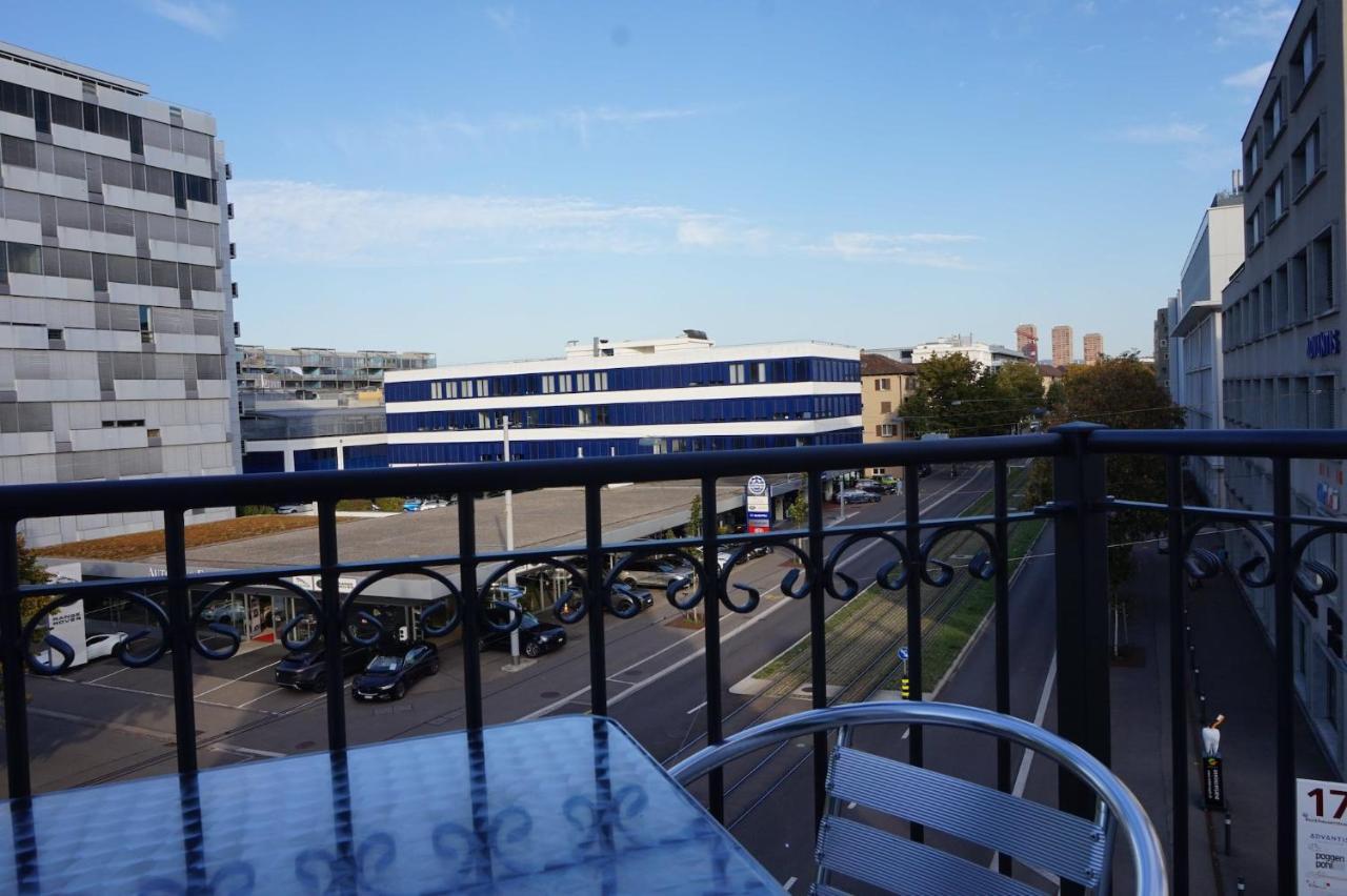 Hitrental Altstetten Apartment