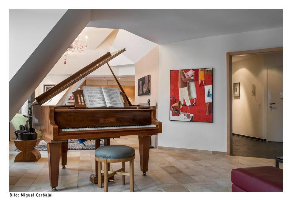 Apartment City, And Luxury *