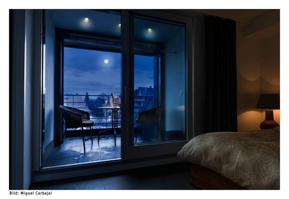 Apartment City, And Luxury