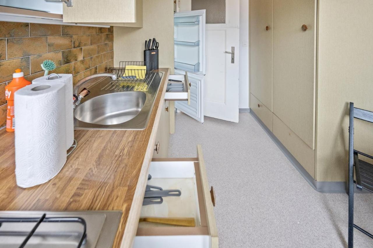 For Explorers 224 Apartment