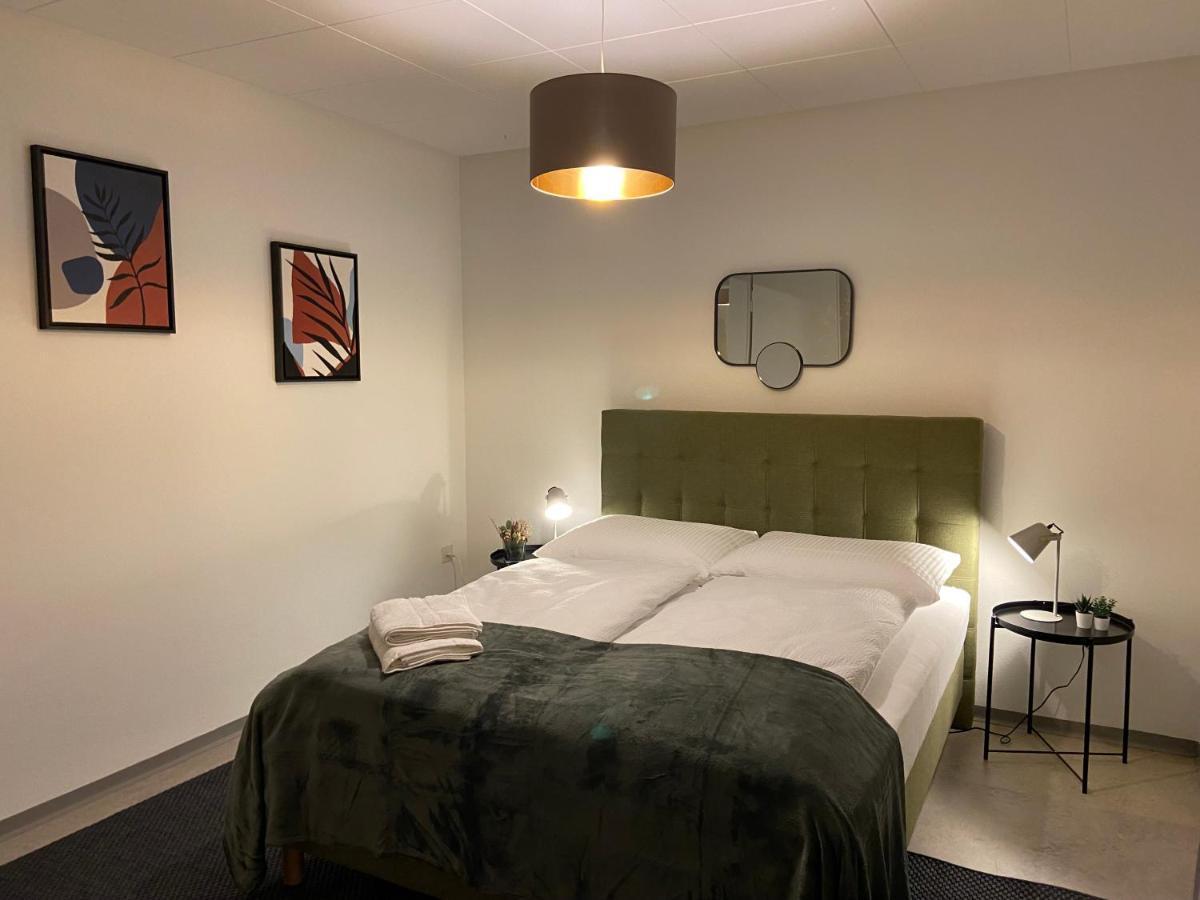 Apartment Comfort 1 And 2bdr Close To Airport *