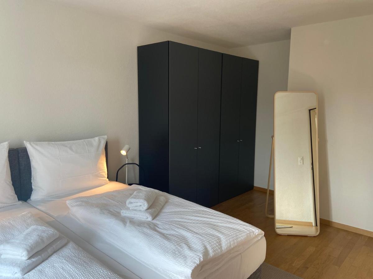 Modern 3bdr Duplex With Skyroof In Trendy West Apartment