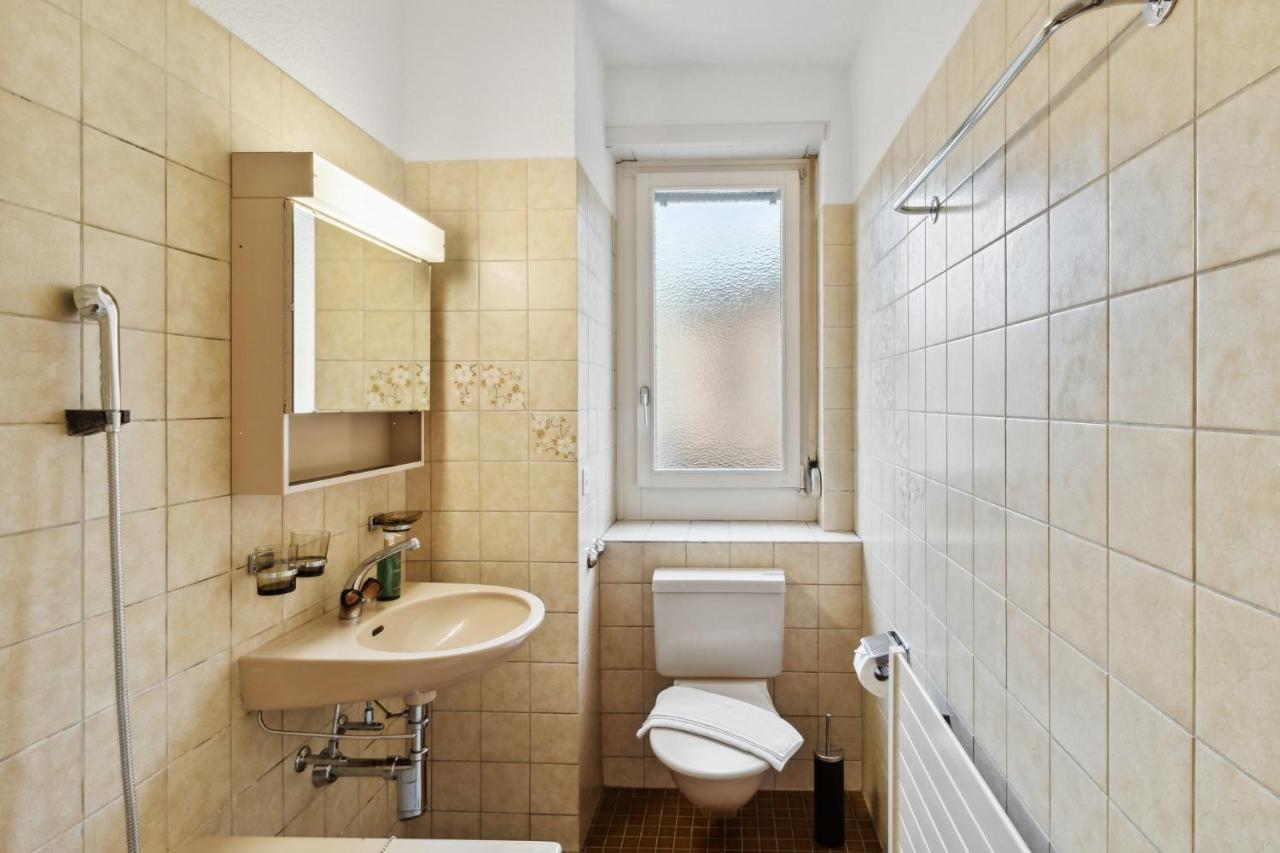 For Explorers 224 Apartment