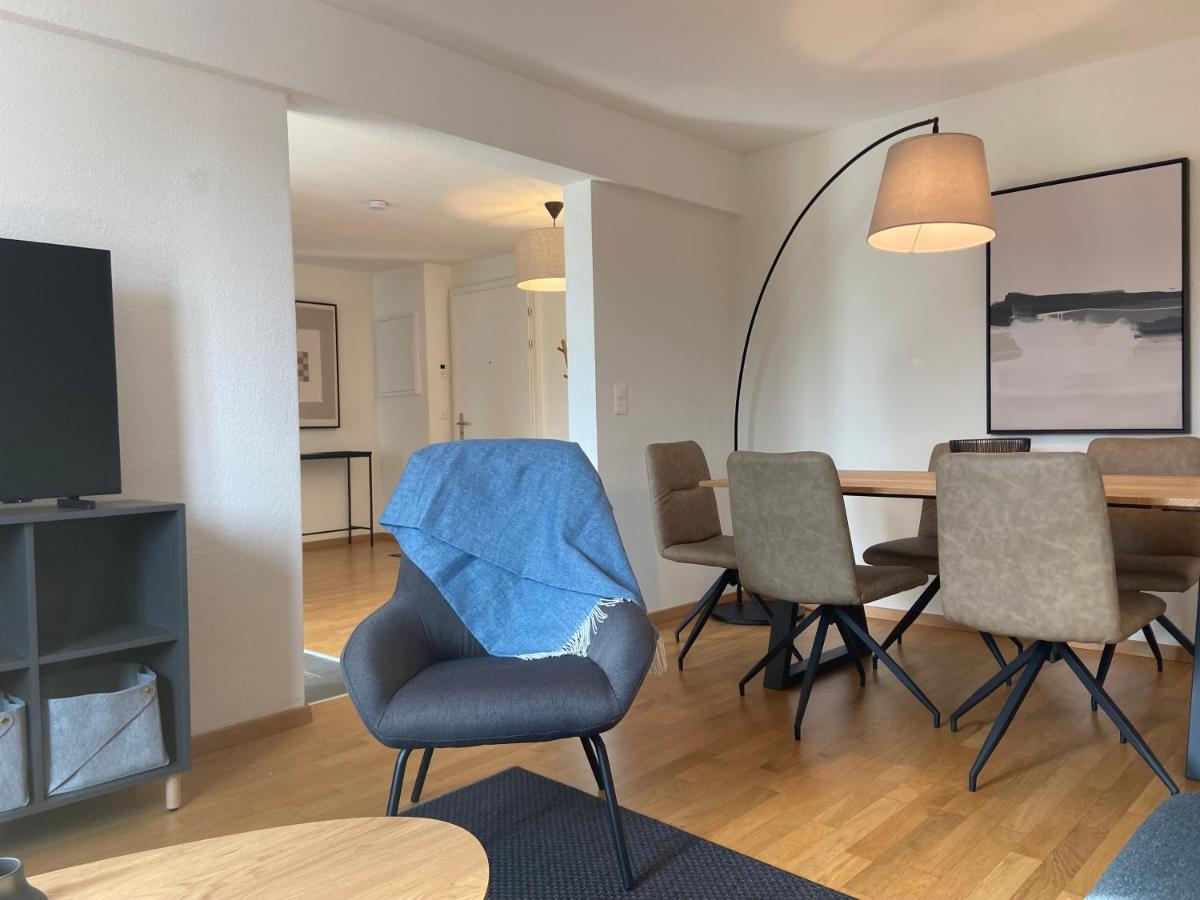 Modern 3bdr Duplex With Skyroof In Trendy West