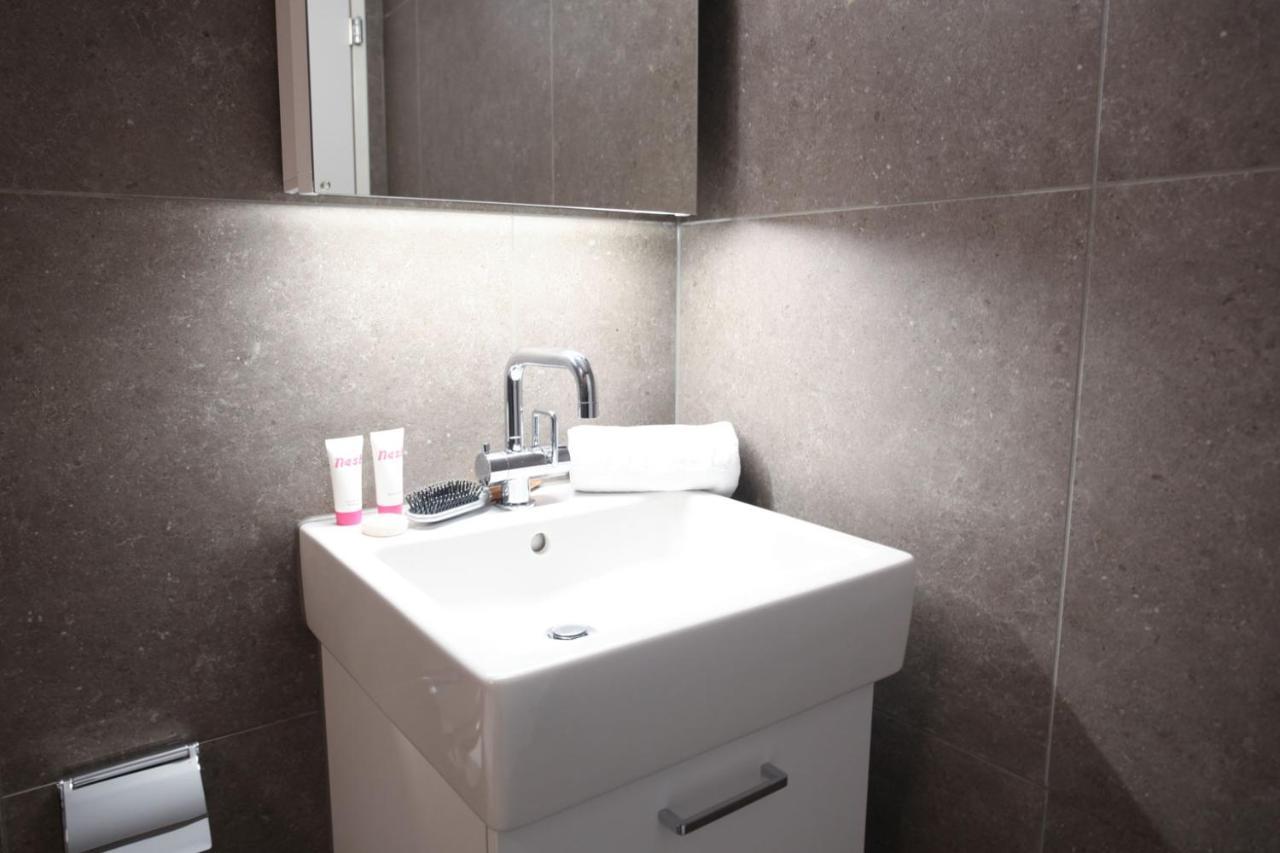 Nest - Elsastrasse 16 Zurich