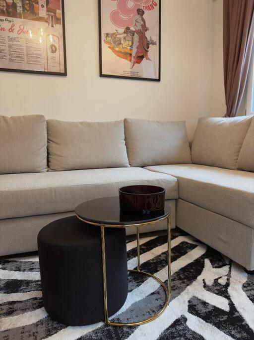 Suesse In Zuercher Altstadt 3