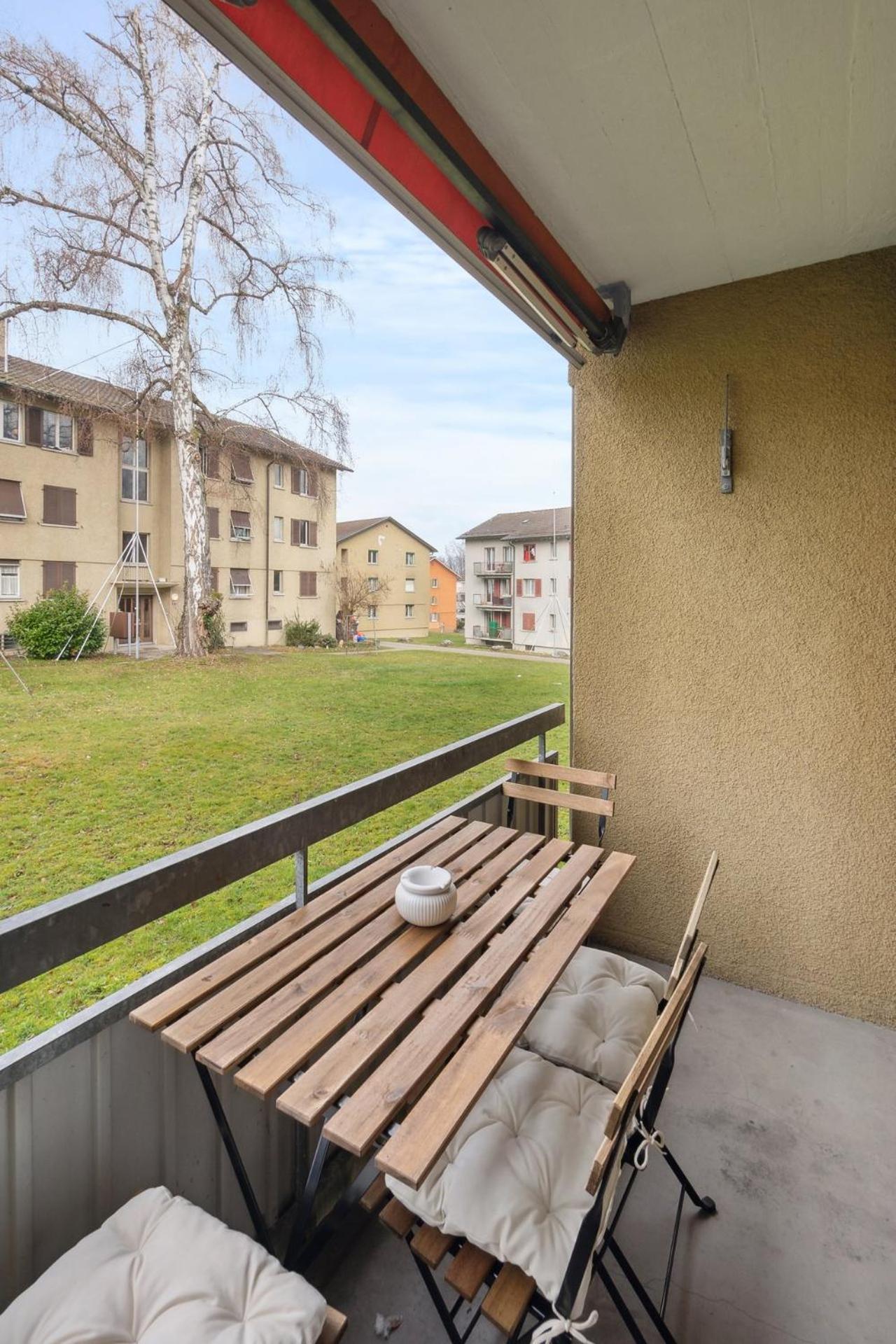 Cozy 2 Bedroom In * Zurich