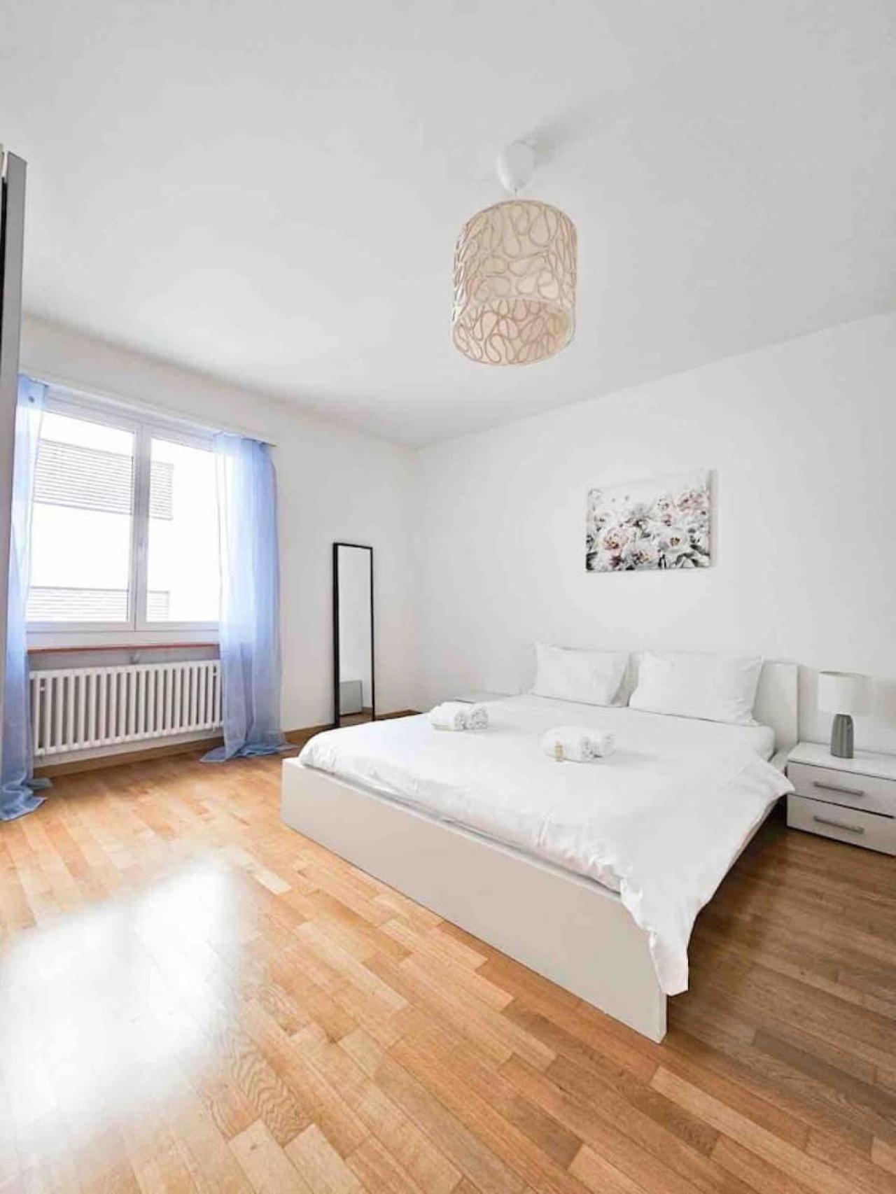 Apartment Delta - Baumackerstrasse - Self Check-in Zurich