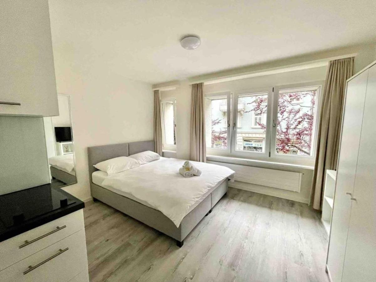 Apartment Urban Oasis With Queen Bed And View Be-14