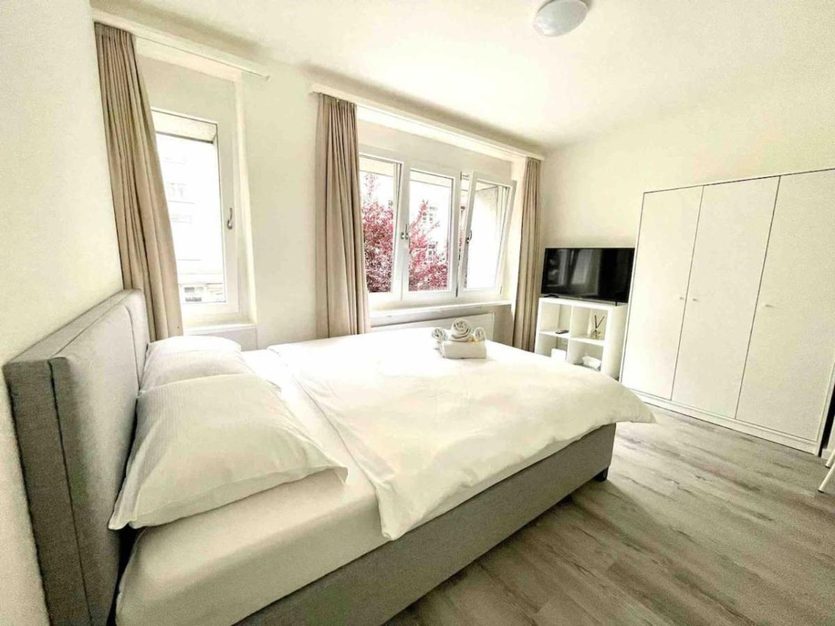 Apartment Urban Oasis With Queen Bed And View Be-14 *